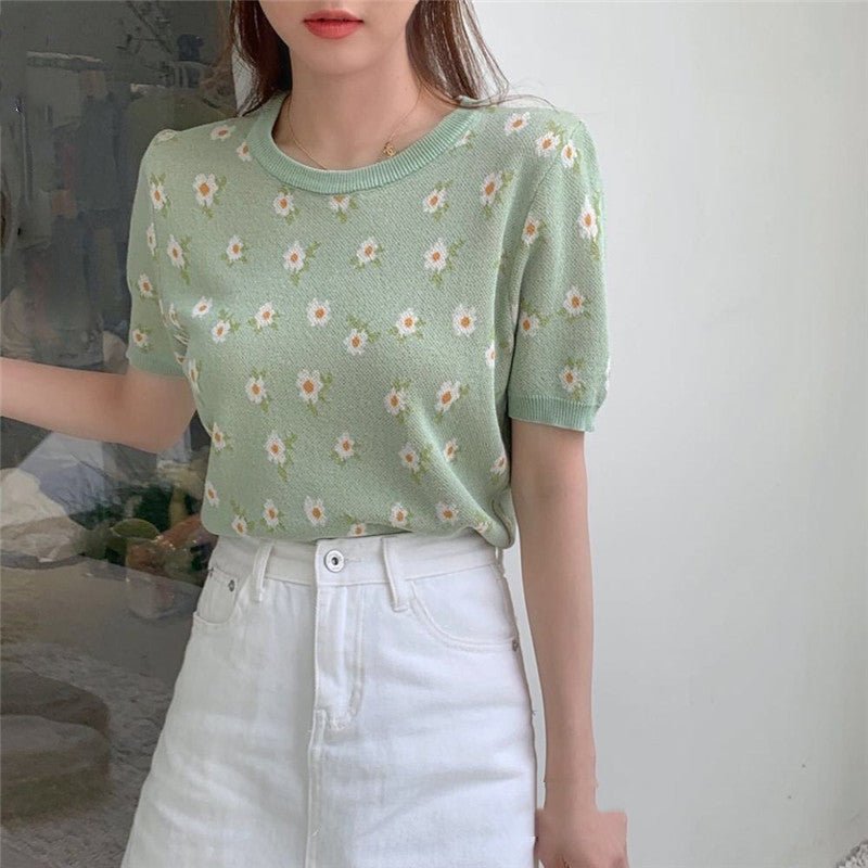Round Neck Small Floral Knit Short-Sleeved T-Shirt - Tops